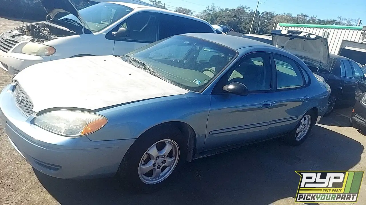 Photo of 2005 Ford Taurus