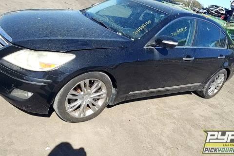 Photo of 2011 Hyundai Genesis
