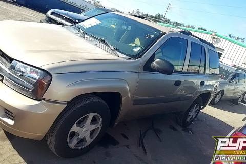 Photo of 2005 Chevrolet Trailblazer