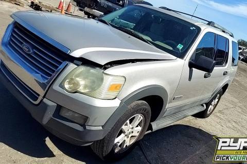 Photo of 2006 Ford Explorer