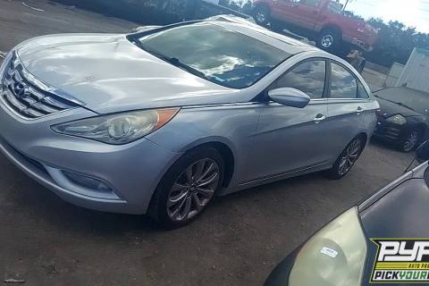 Photo of 2013 Hyundai Sonata