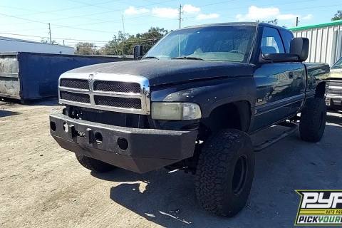 Photo of 2001 Dodge Ram 1500
