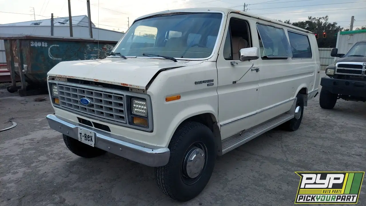 Photo of 1990 Ford E-350 Econoline Club Wagon