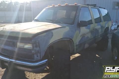 Photo of 1993 Gmc K1500 Suburban