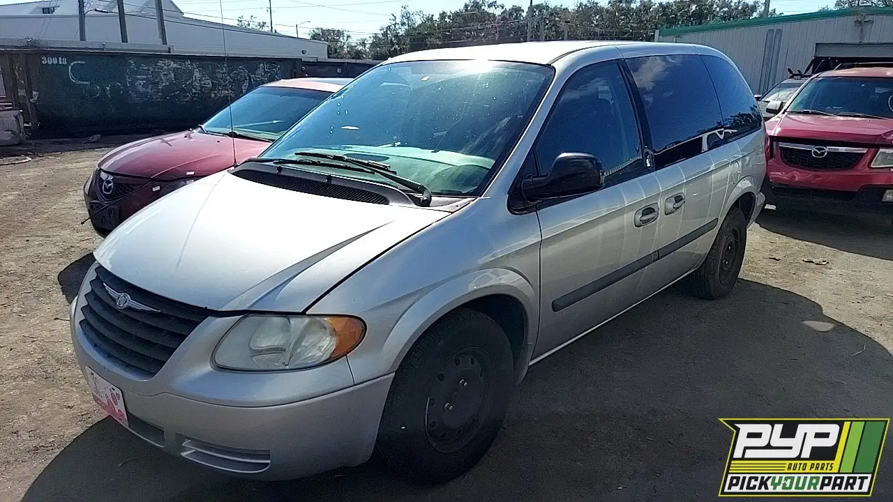 Photo of 2005 Chrysler Town & Country
