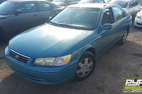 Photo of 2000 Toyota Camry