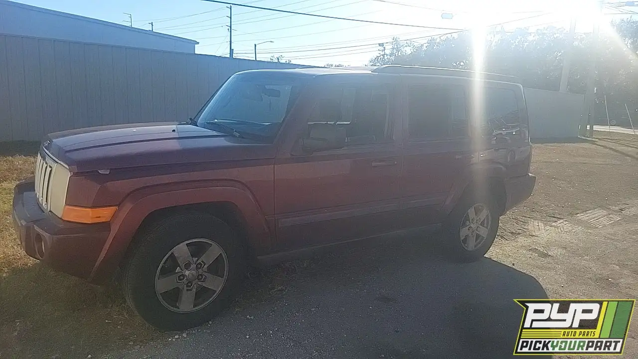 Photo of 2008 Jeep Commander