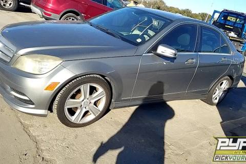 Photo of 2011 Mercedes-Benz C300