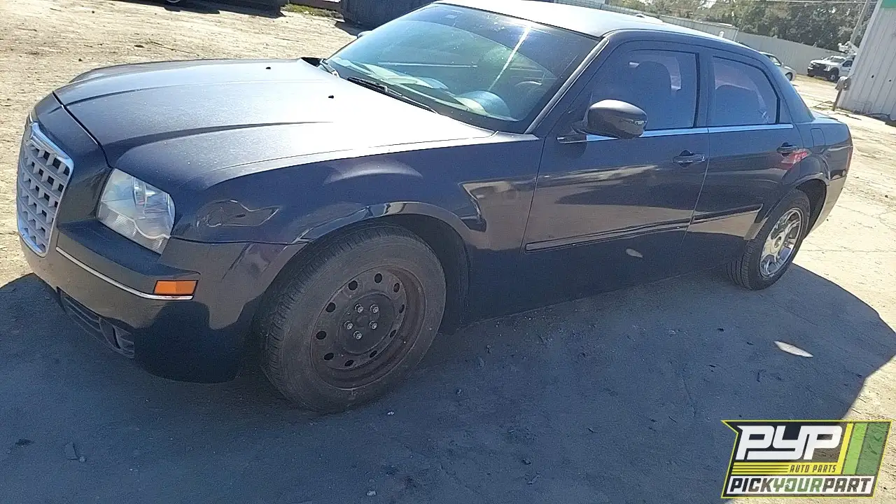 Photo of 2005 Chrysler 300