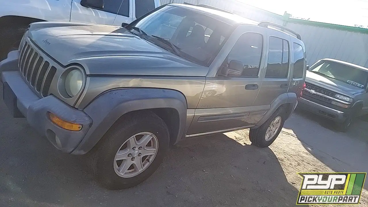 Photo of 2004 Jeep Liberty