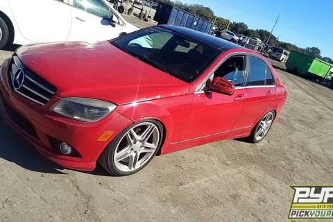 Photo of 2009 Mercedes-Benz C300