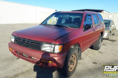 Photo of 1997 Nissan Pathfinder