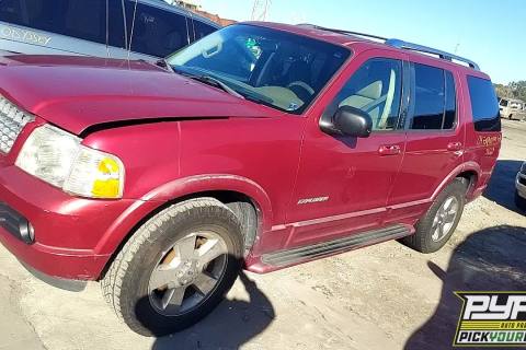 Photo of 2004 Ford Explorer