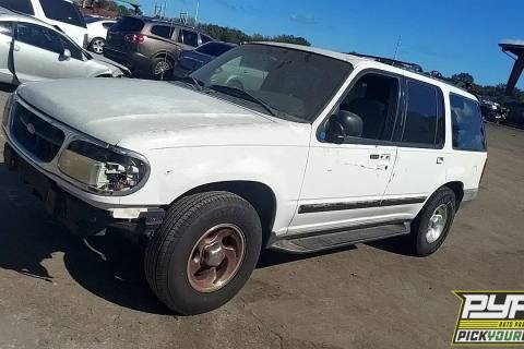 Photo of 2000 Ford Explorer