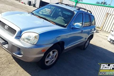 Photo of 2004 Hyundai Santa Fe