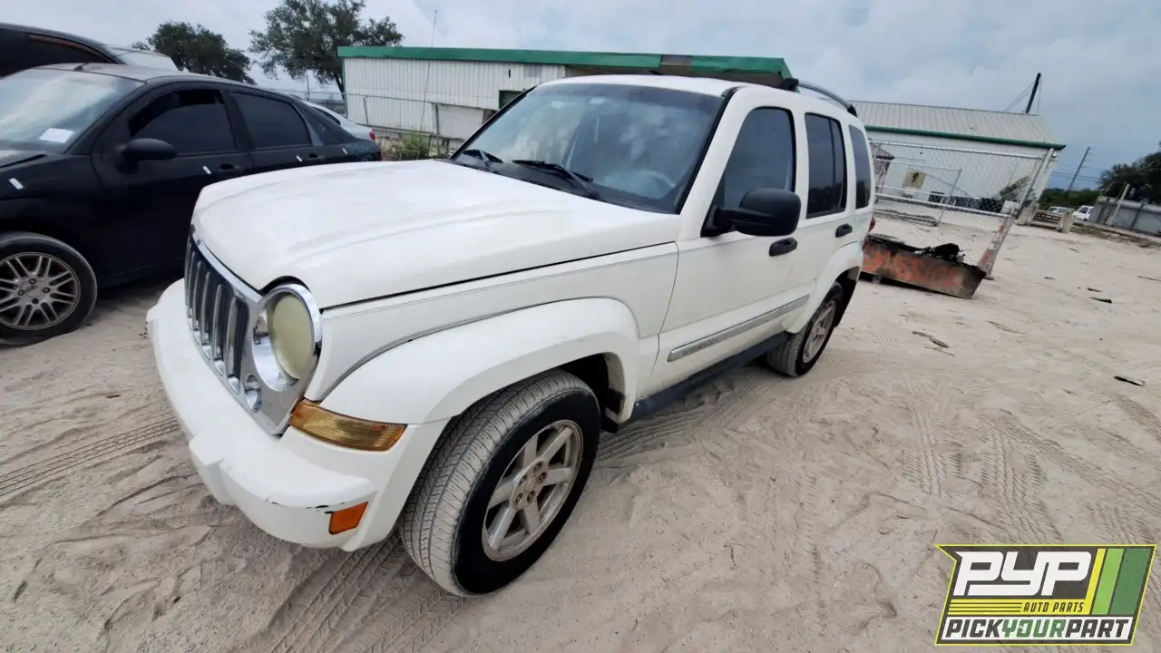 Photo of 2005 Jeep Liberty