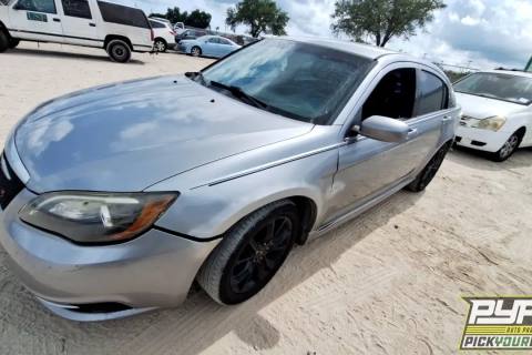 Photo of 2014 Chrysler 200