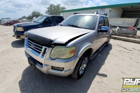 Photo of 2008 Ford Explorer Sport Trac