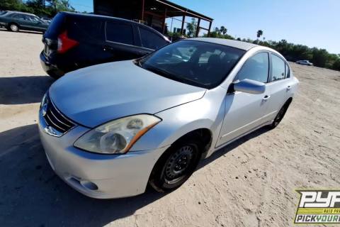 Photo of 2010 Nissan Altima