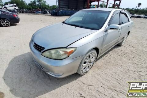 Photo of 2004 Toyota Camry
