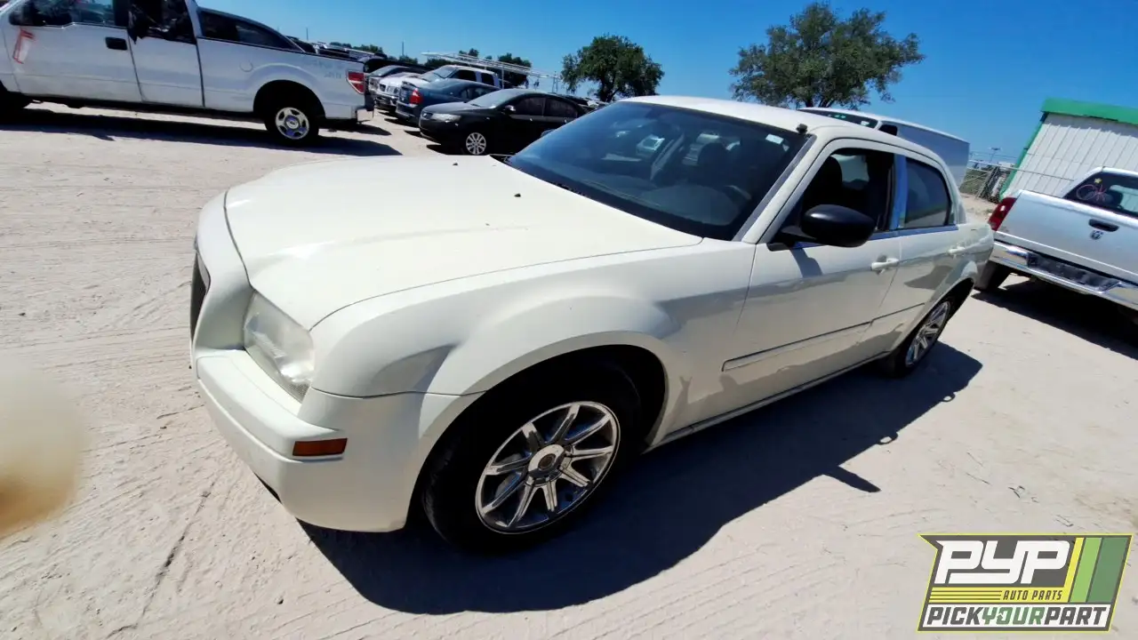 Photo of 2005 Chrysler 300
