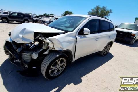 Photo of 2015 Mitsubishi Outlander