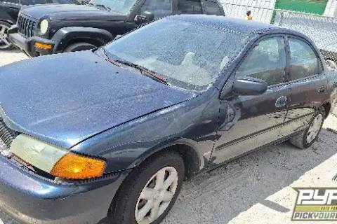 Photo of 1998 Mazda Protege