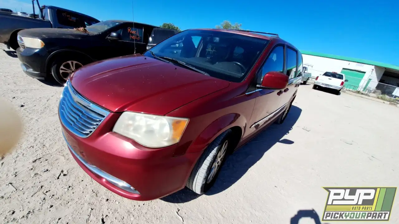 Photo of 2013 Chrysler Town & Country