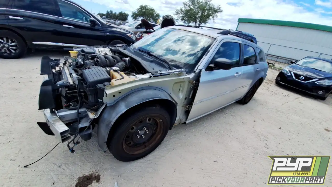 Photo of 2005 Dodge Magnum