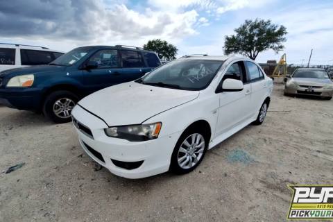 Photo of 2014 Mitsubishi Lancer