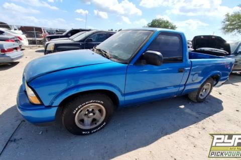 Photo of 2000 Chevrolet S10