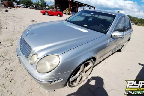 Photo of 2003 Mercedes-Benz E320