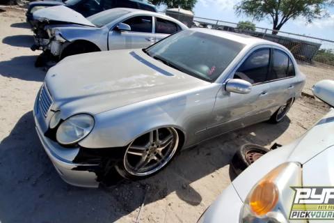 Photo of 2004 Mercedes-Benz E500