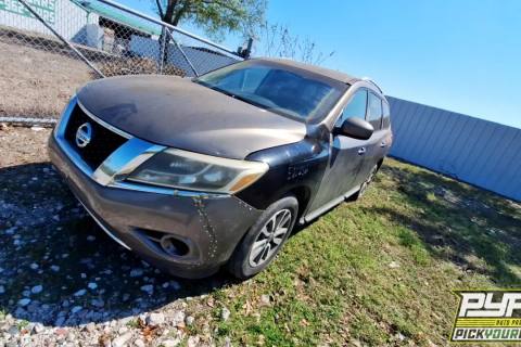 Photo of 2013 Nissan Pathfinder