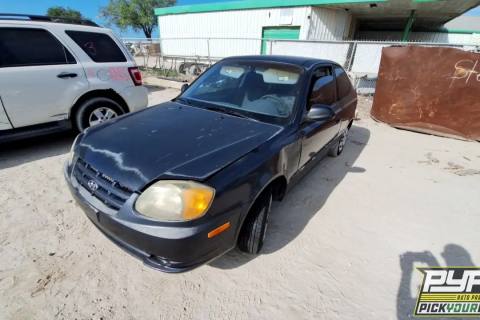 Photo of 2005 Hyundai Accent