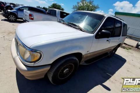 Photo of 2000 Mercury Mountaineer