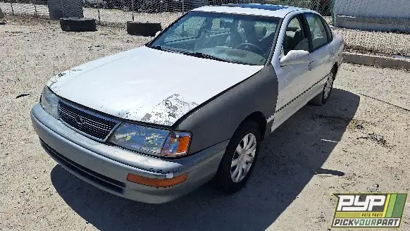 Photo of 1999 Toyota Avalon