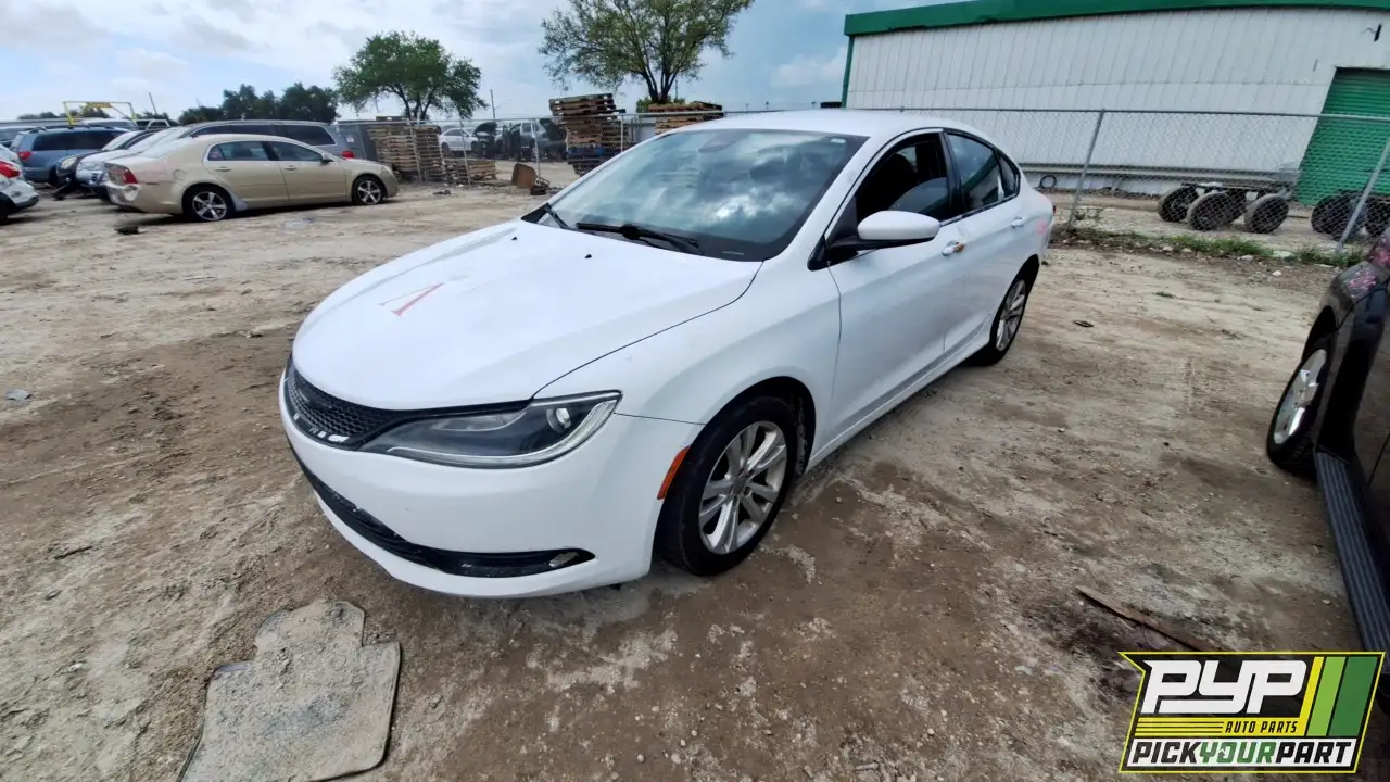 Photo of 2015 Chrysler 200