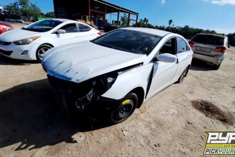 Photo of 2013 Hyundai Sonata
