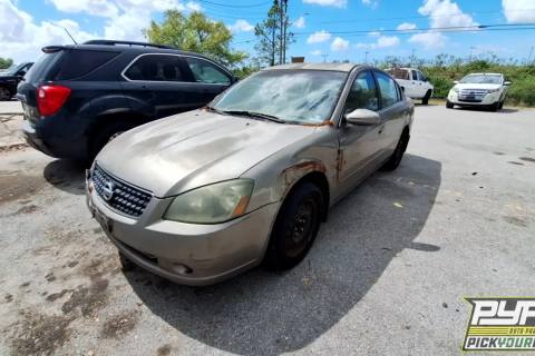 Photo of 2005 Nissan Altima
