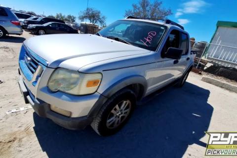 Photo of 2010 Ford Explorer Sport Trac