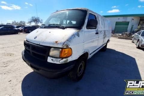 Photo of 2003 Dodge Ram 2500 Van