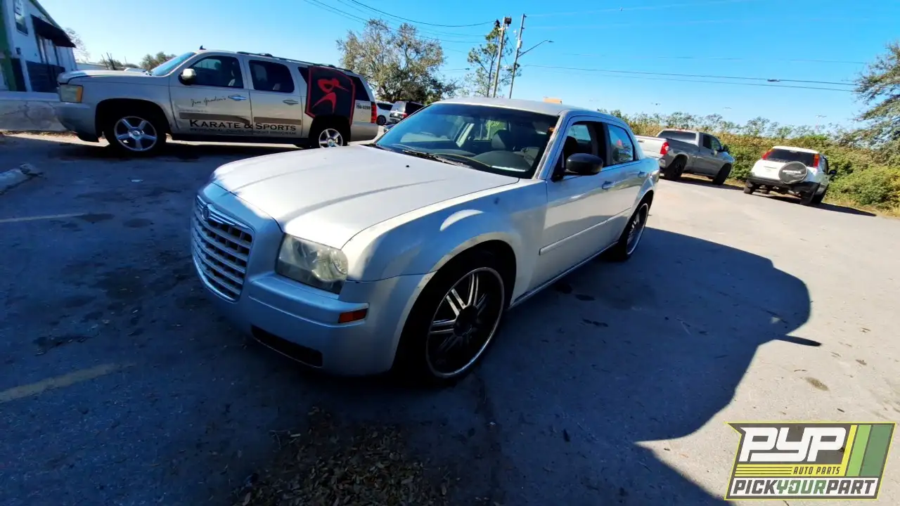 Photo of 2005 Chrysler 300
