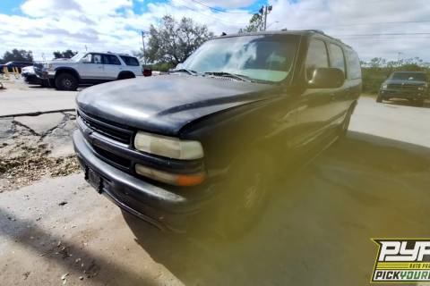 Photo of 2003 Chevrolet Suburban 1500