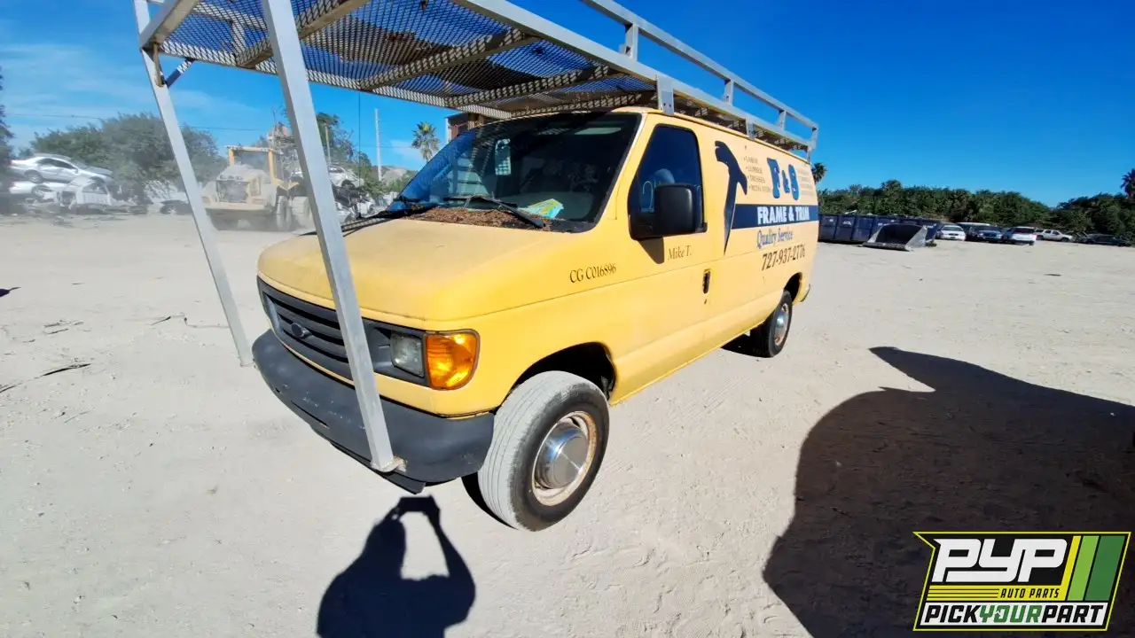 Photo of 2005 Ford E-250