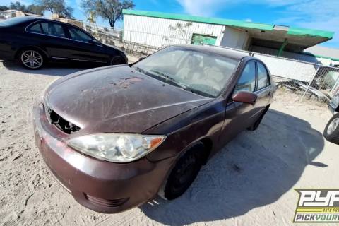 Photo of 2005 Toyota Camry