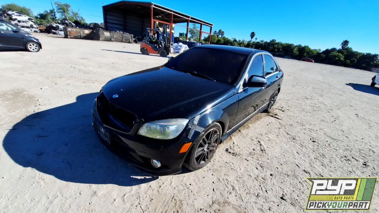 Photo of 2009 Mercedes-Benz C300