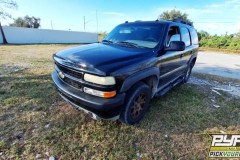 Photo of 2004 Chevrolet Tahoe