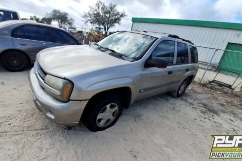 Photo of 2003 Chevrolet Trailblazer