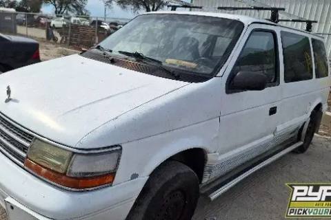 Photo of 1994 Plymouth Voyager